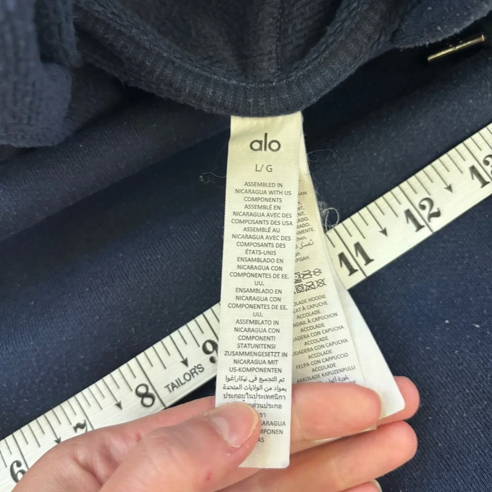Alo Yoga Accolade Hoodie Size Large Navy Blue Heavyweight Pullover Sweatshirt